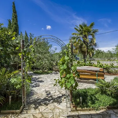 Pensiune Ljubica Malinska