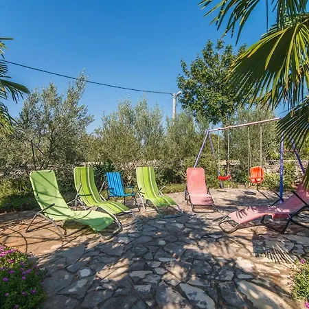 Ljubica Pensiune Malinska