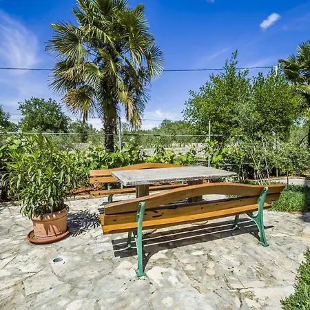 Ljubica Affittacamere Malinska